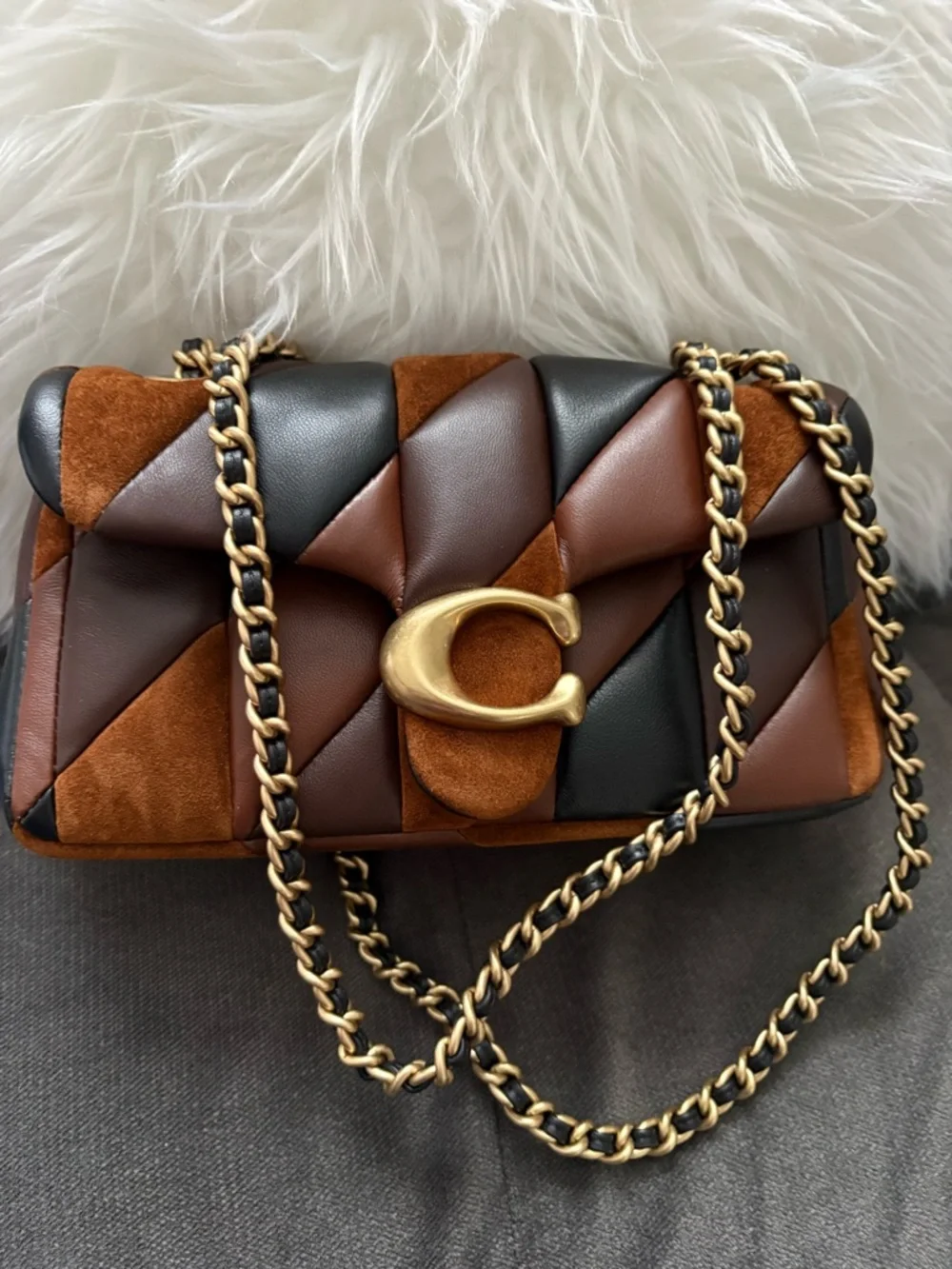Coach Quilted Patchwork Shoulder Bag in Brown and Black Suede.
Tabby 20 - Picture 5 of 5